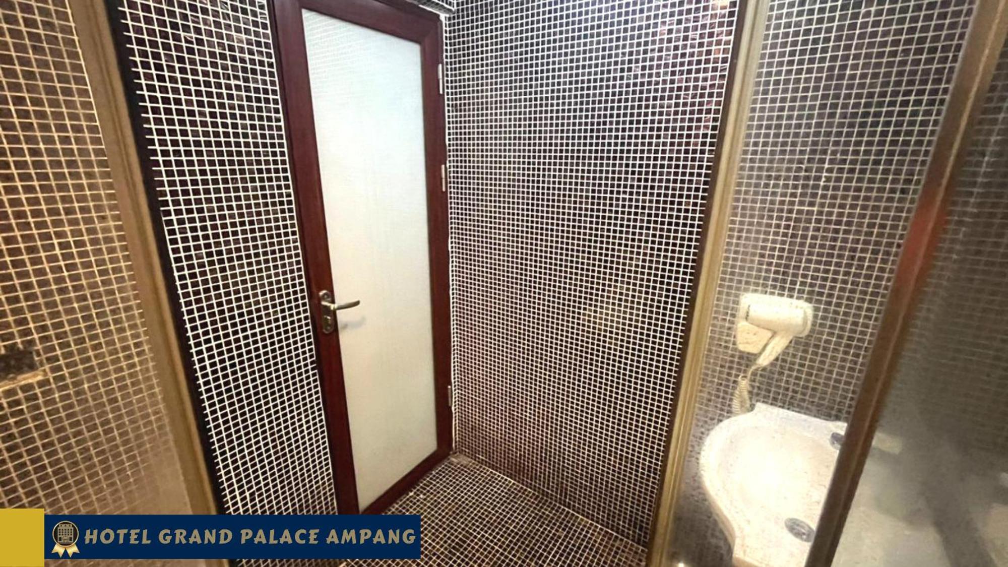 Hotel Grand Palace Ampang Ampang  Exterior foto