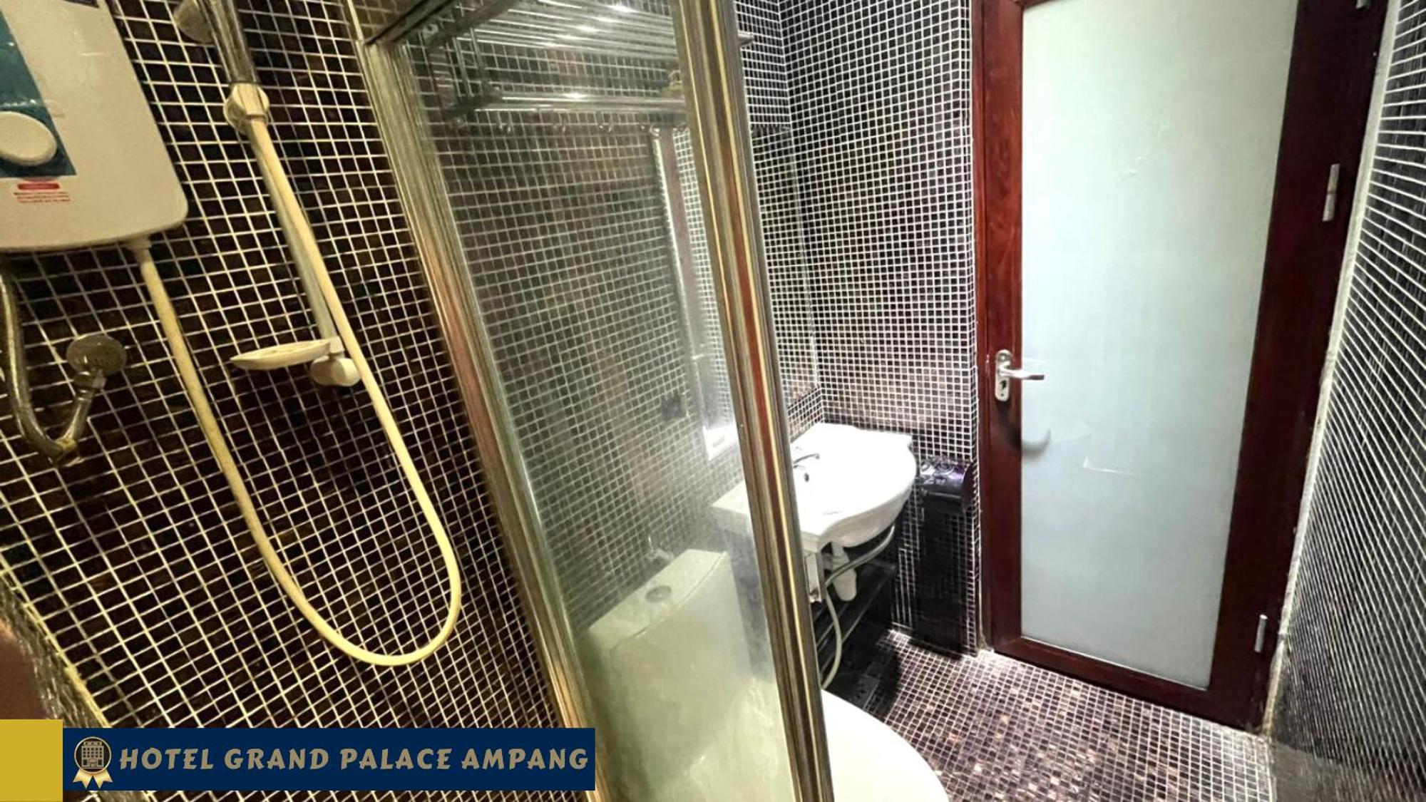 Hotel Grand Palace Ampang Ampang  Exterior foto
