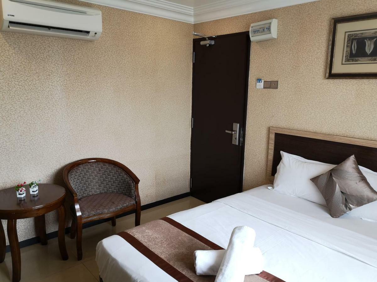 Hotel Grand Palace Ampang Ampang  Exterior foto